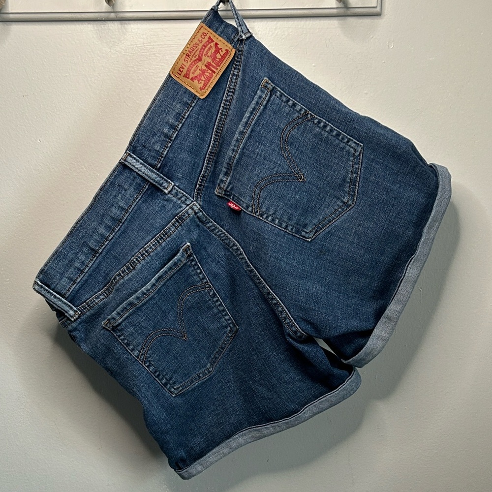 Levi’s Mid-Rise Denim Shorts Blue Distressed Cuffed Sz 28